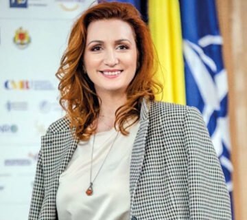 Alice Elena Munteanu 360x320