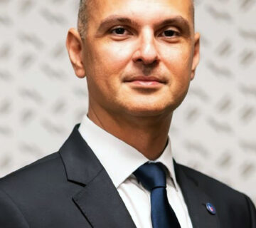 Prof  Dan Gheonea 360x320