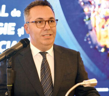 Prof Univ Dr Razvan Hainarosie 360x320
