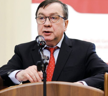Professor Viorel Jinga ok e1786174205626 360x320